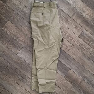 Men's Haggar Classic Fit Premium No Iron Khaki